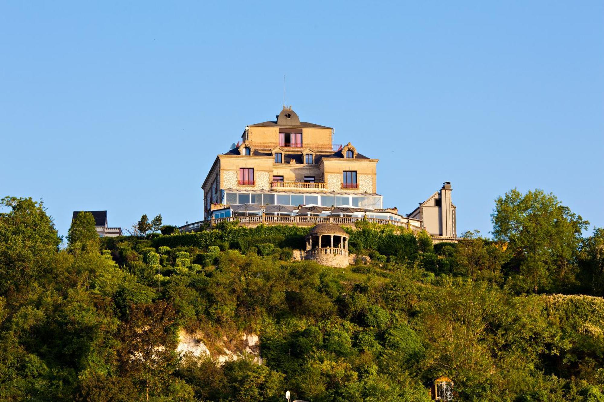 Domaine De La Corniche Rolleboise Exterior foto
