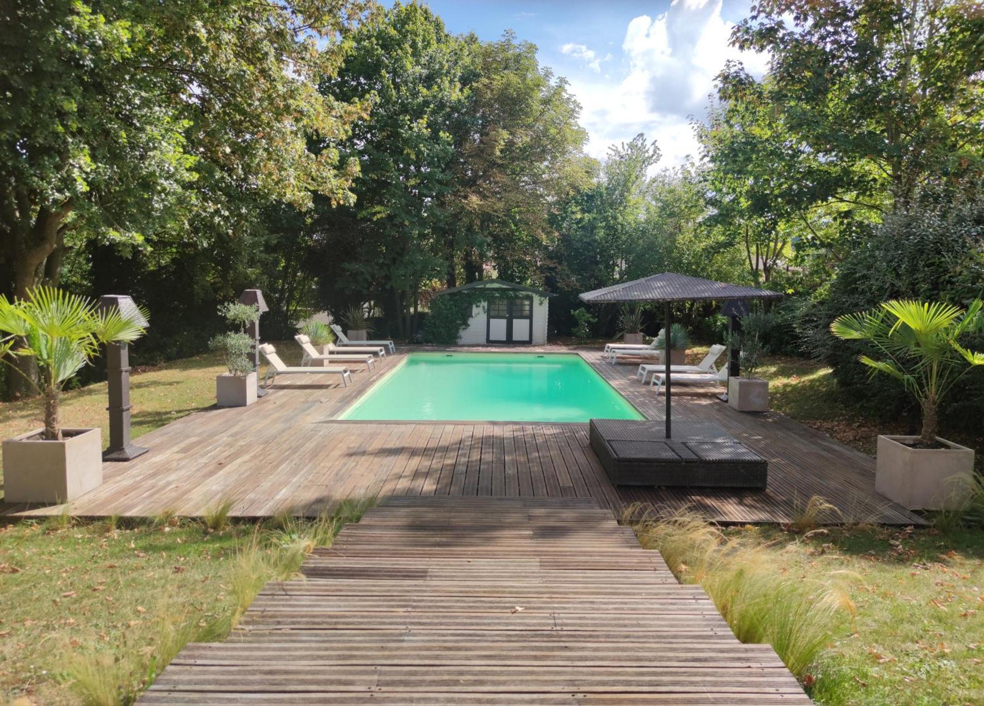 Domaine De La Corniche Rolleboise Exterior foto